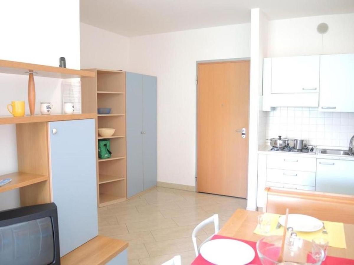 Apartment Modern Flat Close To The - Beahost *